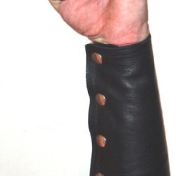Soft Leather Gauntlets with Zip Pouch (6 inch)