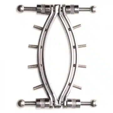 Labia Clamp with Adjustable Pressure Screws