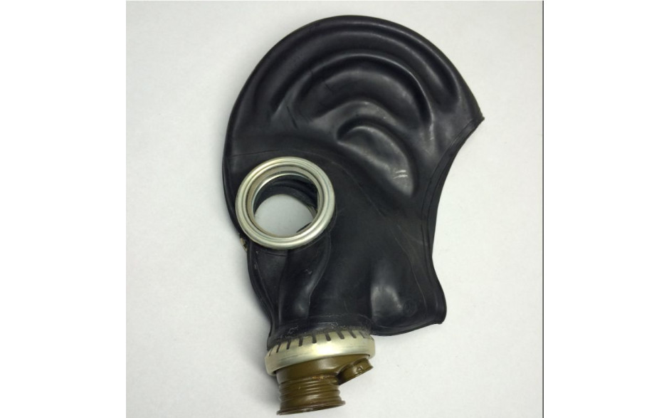 Classic GP5 NATO Vintage Rubber Gas Mask - Image 2